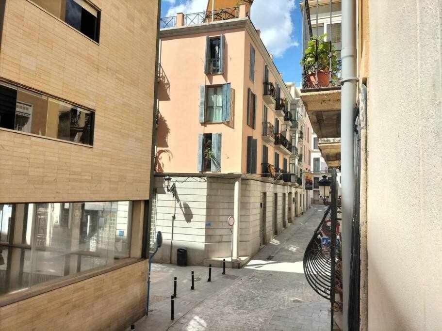 Loft Old City Couples Getaway Аликанте Экстерьер фото